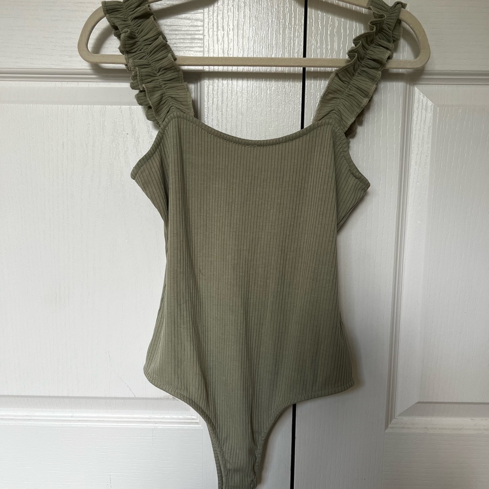 Green body suit with ruffle straps | from Island Gypsie | size S